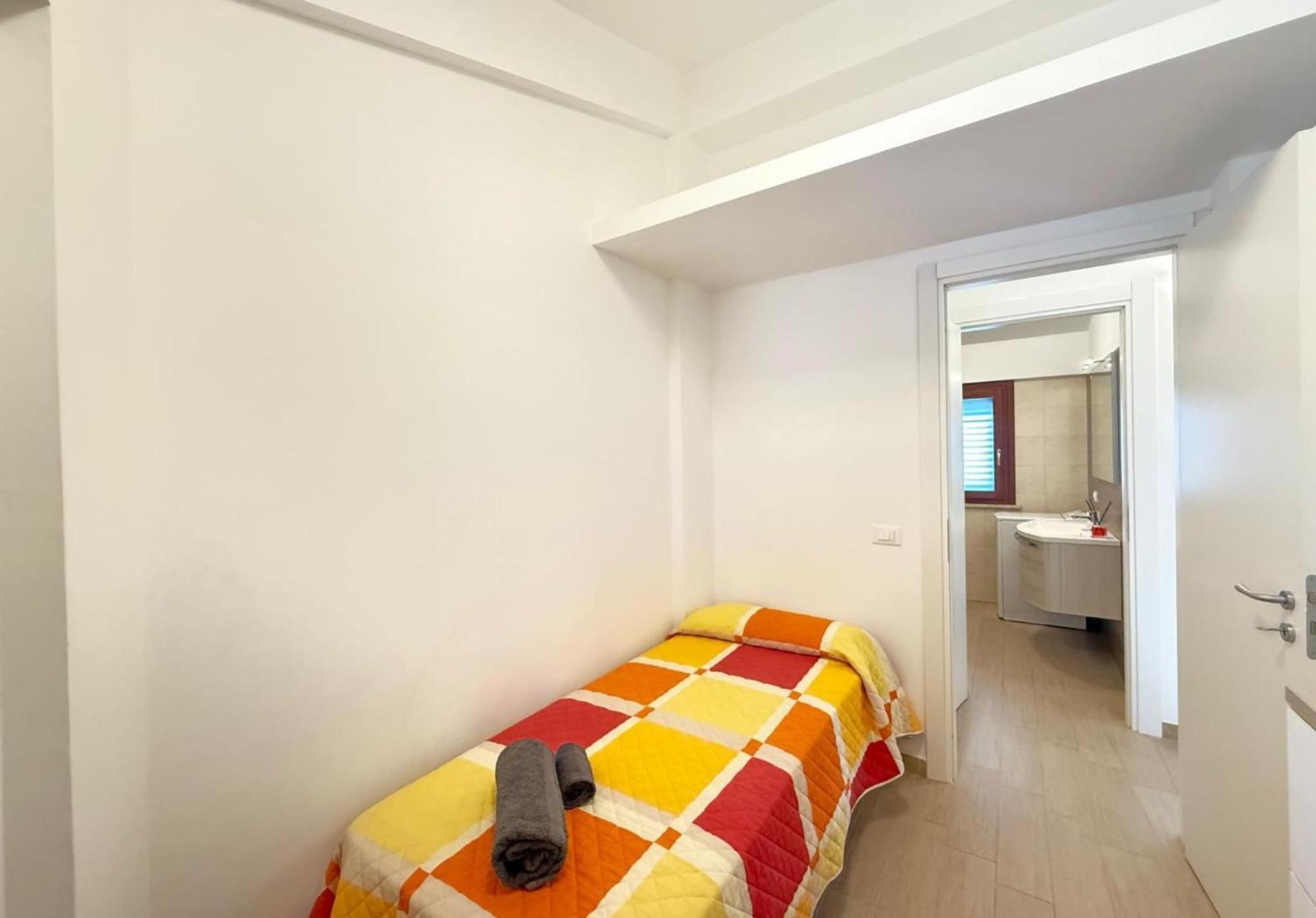 Semplice Bnb Bonagia Вальдериче Номер фото